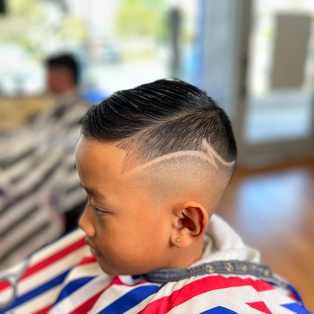 Side profile fade with a tidy line-up
